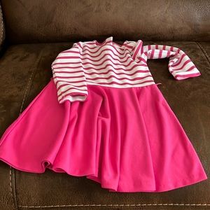Girls Ralph Lauren dress- 24 months. Never worn no tags! Sorry lost the belt-